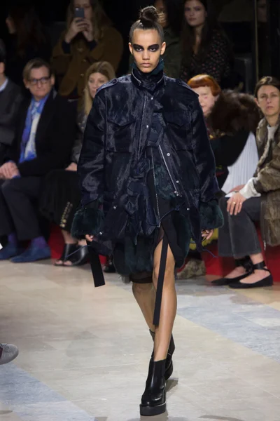 Look 7